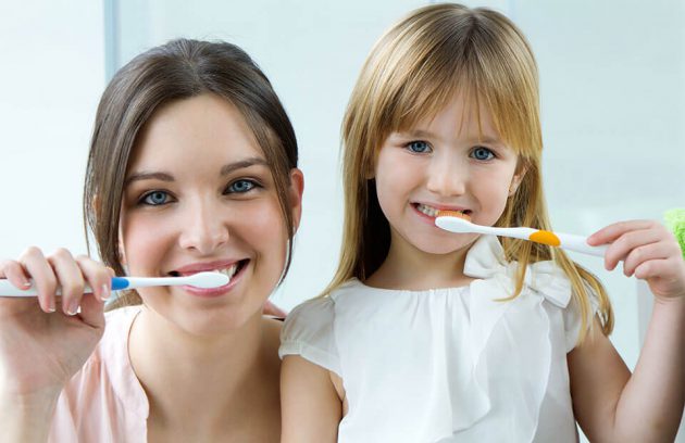 دکتر مرجان احمدی فوق تخصص طب مادر و جنین